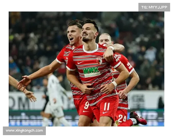 拜仁战术无懈可击，牢牢把握比赛