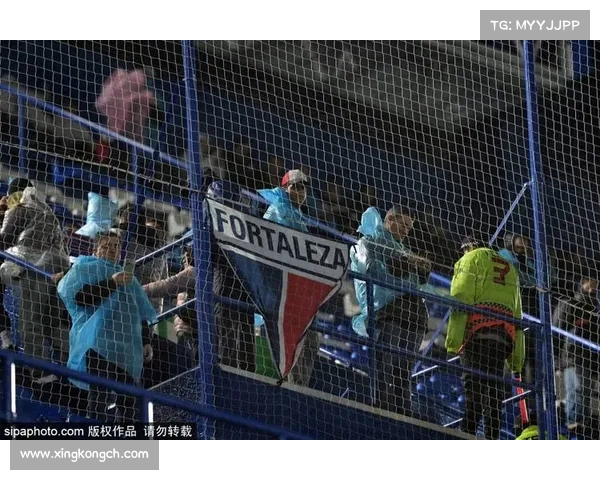 南美杯萨斯菲尔德客场险平