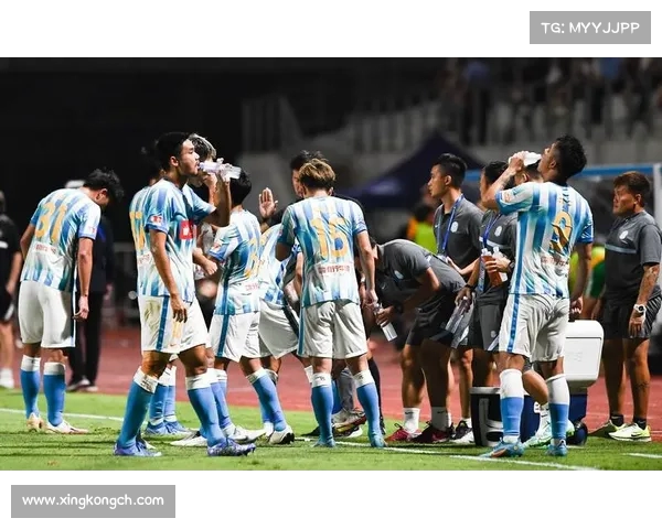 中超：广州城拼尽全力，惊险拿下三分